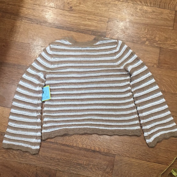 CeCe knit Sweater size Medium - Picture 11 of 11